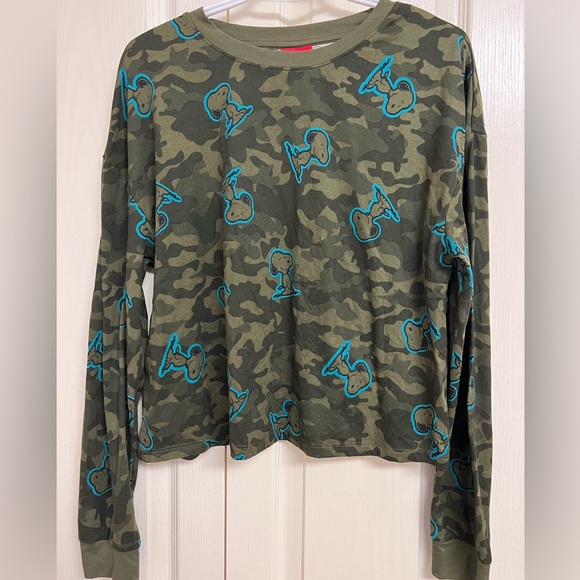 Snoopy camo long sleeve top - Picture 1 of 3